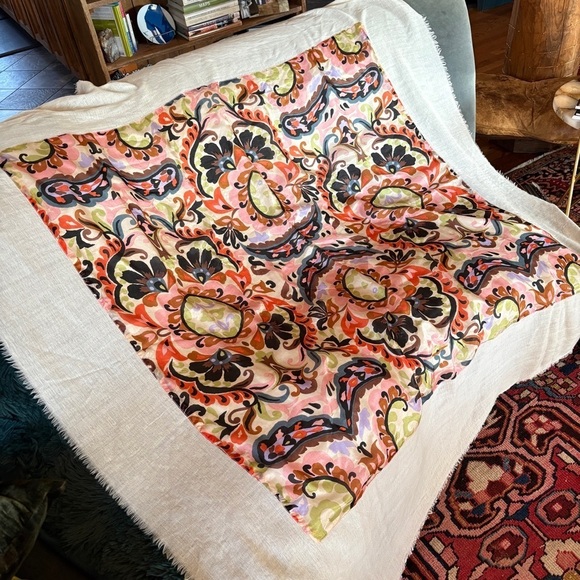 Exotic Floral Silk scarf wrap sarong extra large 56” x 59” vintage textile art - Picture 5 of 15